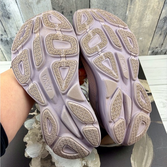 Hoka One One Bondi 8 in Violet Lavender Size 8.5 B. - Picture 9 of 13